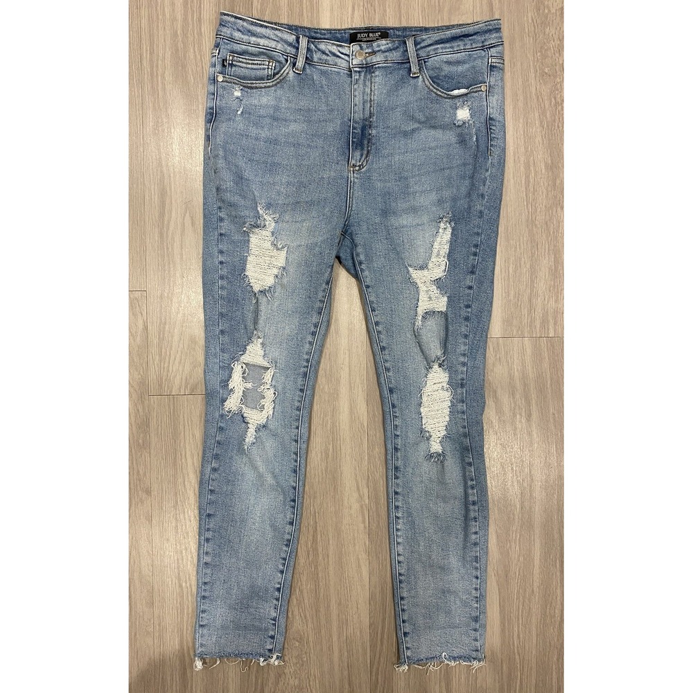 Judy Blue Skinny Fit Stretch denim women jeans size 15 / 32 Distressed EUC